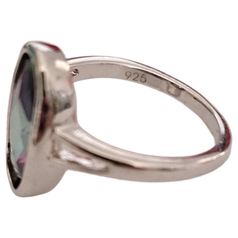 💍NEW & BEAUTIFUL💍 Oval Shaped Mystic‎ Topaz Silver Ring Size 6.5